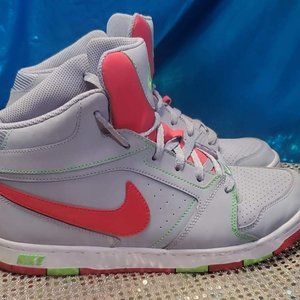 Nikes Grey green pink